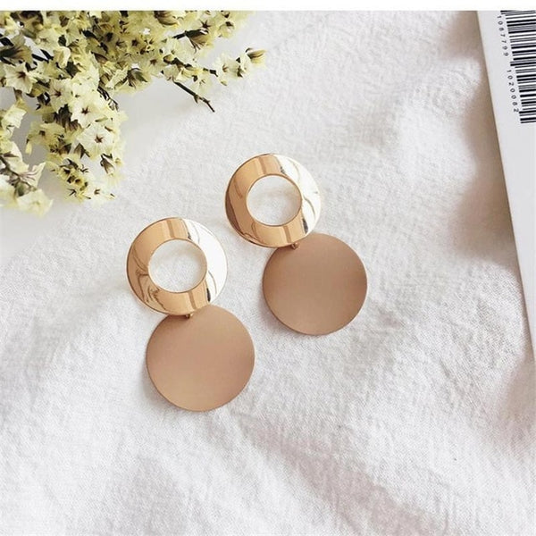 Fashion Statement Earrings Black White Gold Round